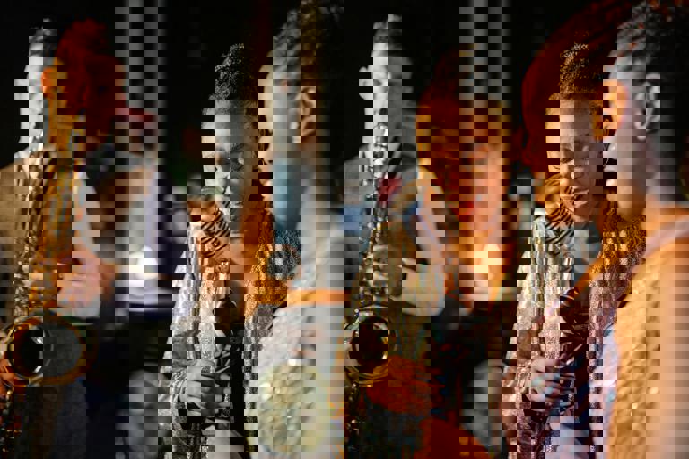 Hidden Jazz Clubs Resurface, Drawing Fresh Crowds with Live Performances